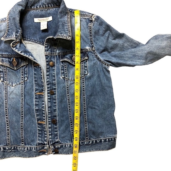 VTG Abercrombie & Fitch Cotton Denim Jacket Jean Jacket with Rips Womens - Picture 12 of 12